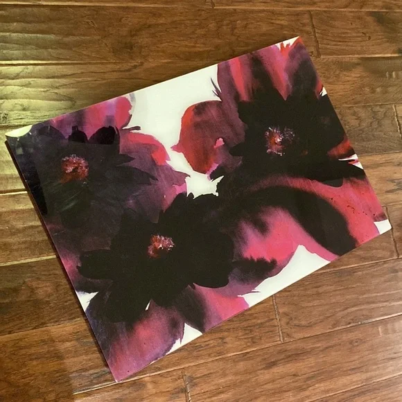 Fuchsia Black wall hanging decor dark purple & white IKEA picture - Picture 1 of 8